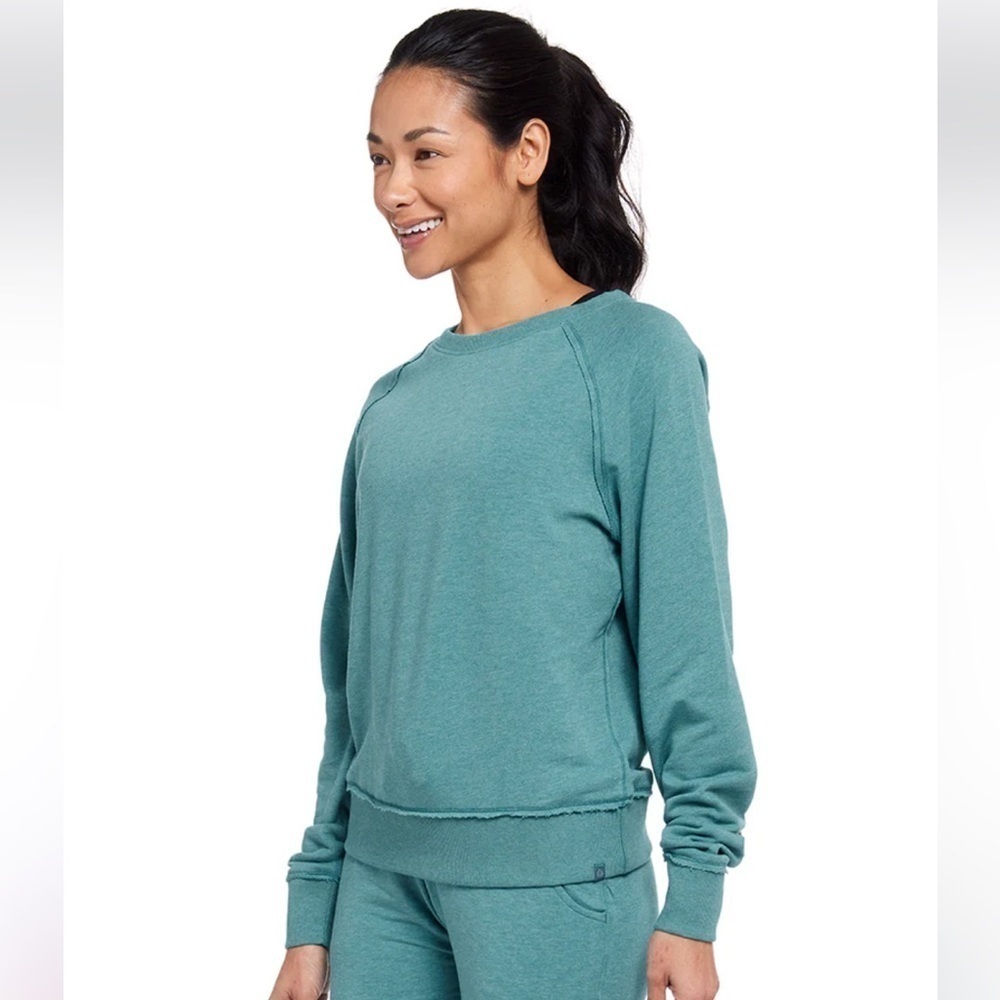 TASC PERFORMANCE Varsity Women’s XS Raw Hem Cotton Bamboo Crew Sweatshirt